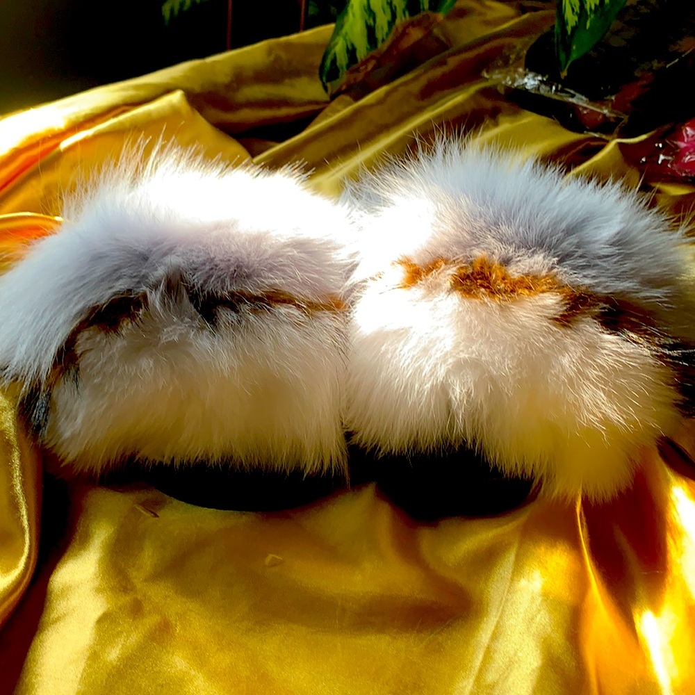 Gray & White Long Fur Outdoor Slides